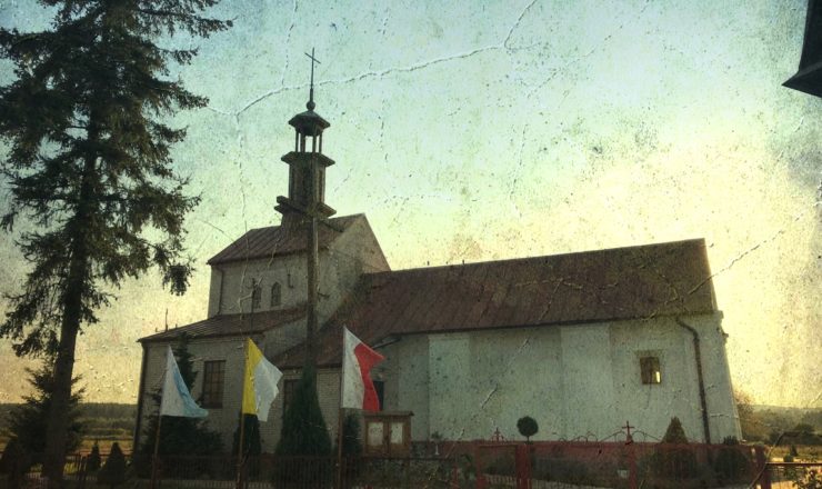 kosciol-w-Petkowicach