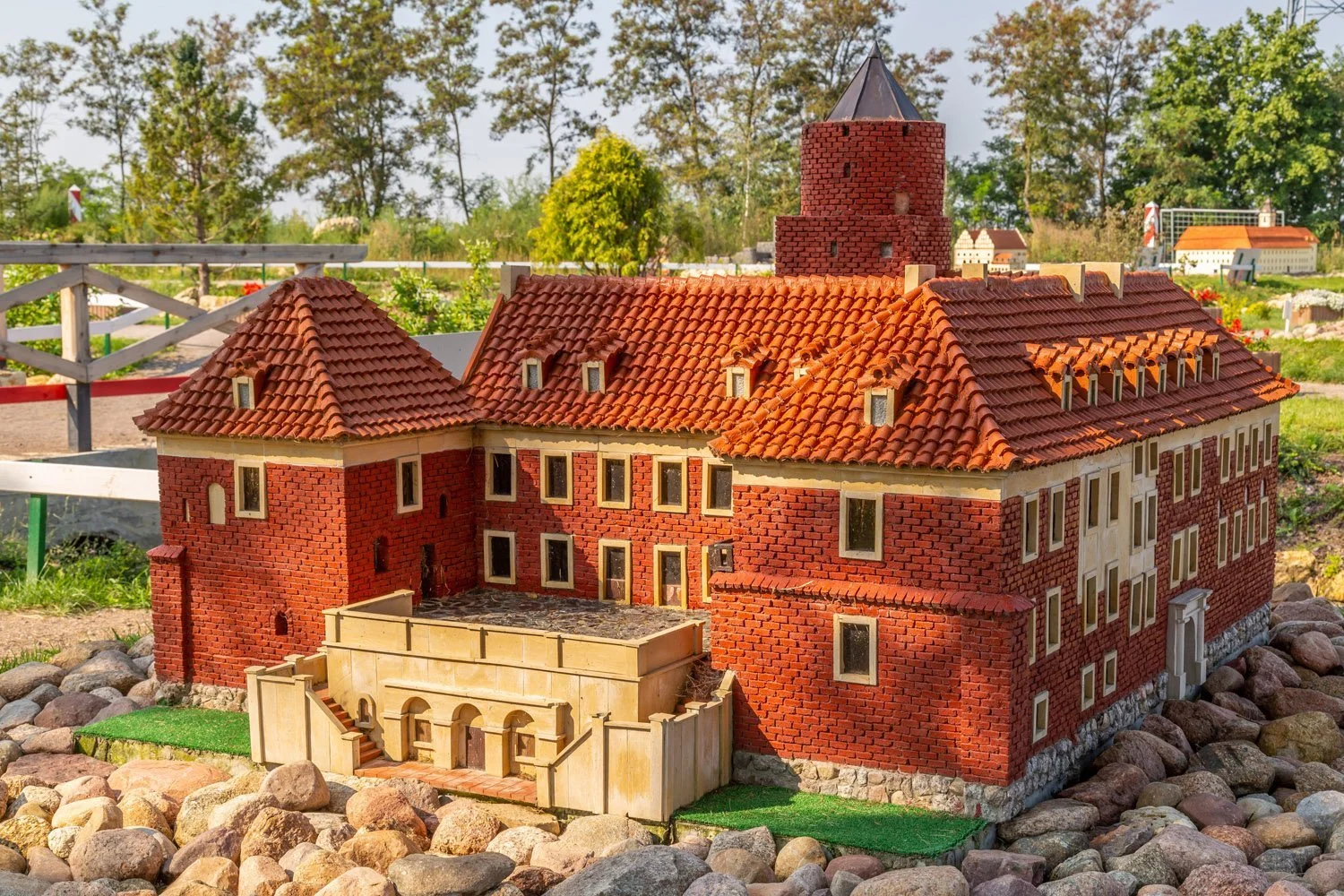 atrakcje-w-Baltowie-Polska-miniatur-