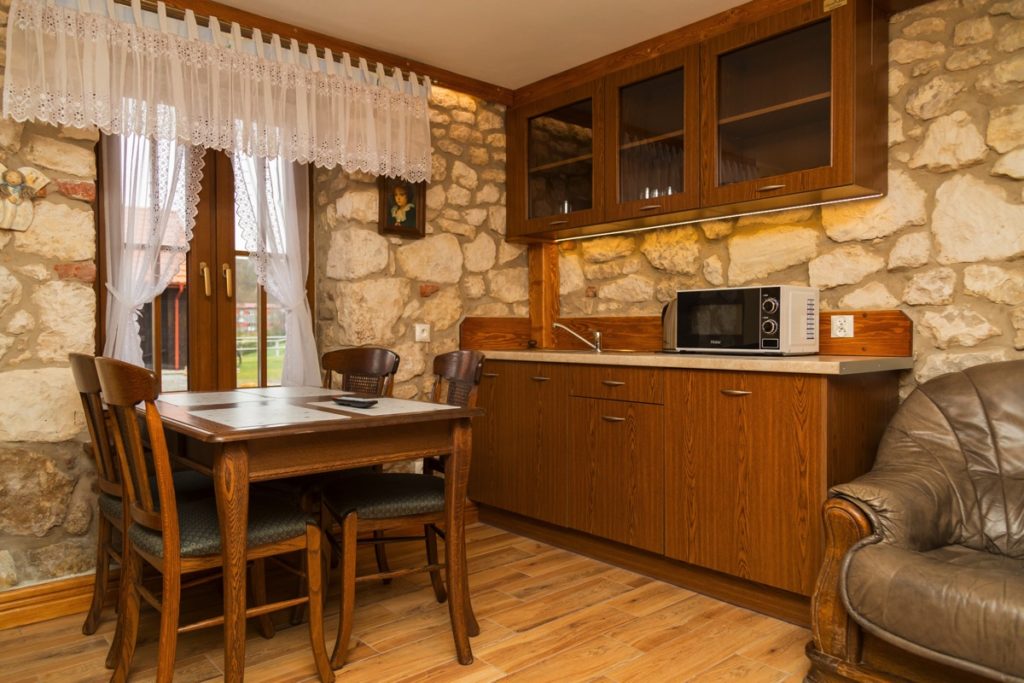 ranczo-domki-wypoczynkowe-